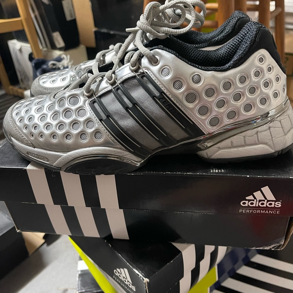 ADIDAS CC III FEATHER ROLAND GARROS EDITION SILVER/METALLIC-SILVER SIZE 8.5 MENS